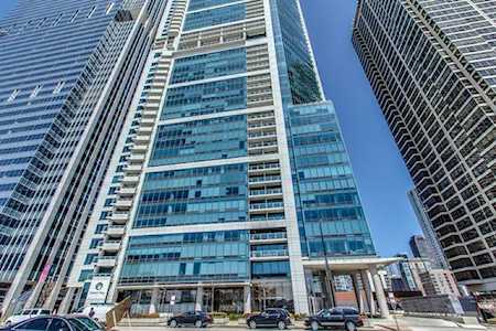 340 E Randolph St #5304 Chicago, IL 60601