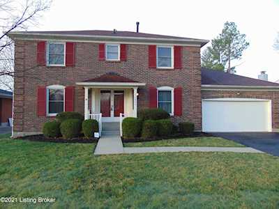 10604 Helmsdale Ln Louisville, KY 40243
