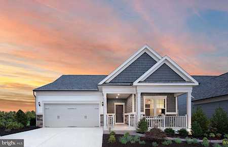 6863 Moonstone Peony Ln Haymarket, VA 20169