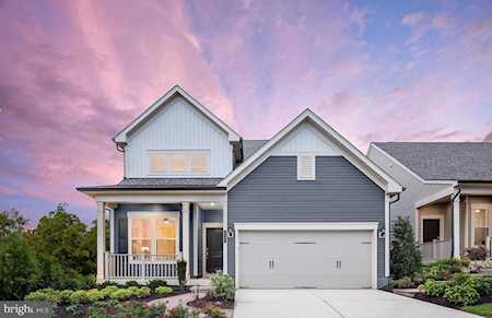 6868 Moonstone Peony Ln Haymarket, VA 20169