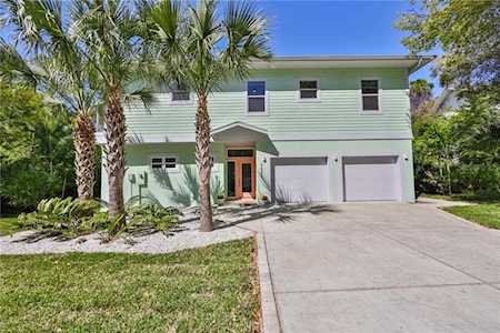 7622 138th St Seminole, FL 33776
