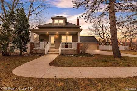 29215 Greening St Farmington Hills, MI 48334