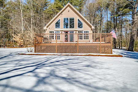 96 Watkins Shores Rd Casco, ME 04015
