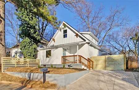 1046 Liman Ave SE Atlanta, GA 30315