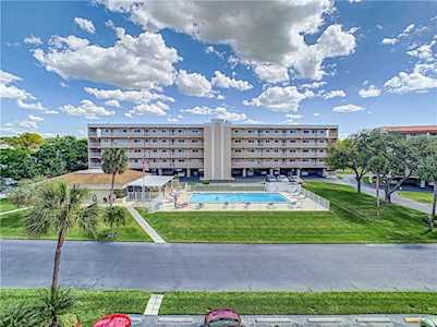 9490 Harbor Greens WAY #403 Seminole, FL 33776