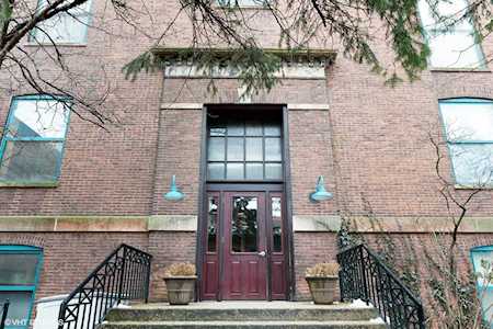 4745 N Ravenswood Ave #206 Chicago, IL 60640