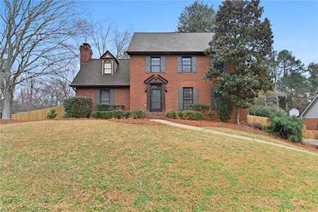 2945 Arborwoods Dr Johns Creek, GA 30022