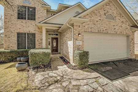 6817 Telluride TRL Austin, TX 78749
