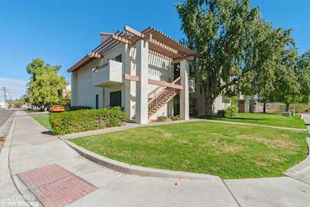 808 E Lawrence Lane #204 Phoenix, AZ 85020