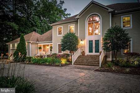 10706 Piney Island Dr Bishopville, MD 21813
