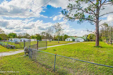 7849 Aunt Mary Harvey Rd Glen St. Mary, FL 32040