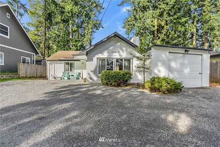 21808 55th Ave W Mountlake Terrace, WA 98043