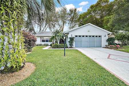 26916 Racquet Cir Leesburg, FL 34748