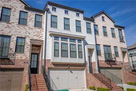 1696 Foxhall Dr Dunwoody, GA 30338