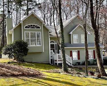 2526 Lorne Court SW Marietta, GA 30064
