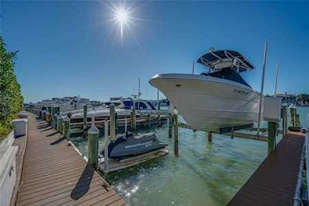 736 Island WAY #102 Clearwater, FL 33767