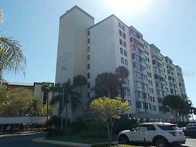 660 Island WAY #304 Clearwater, FL 33767