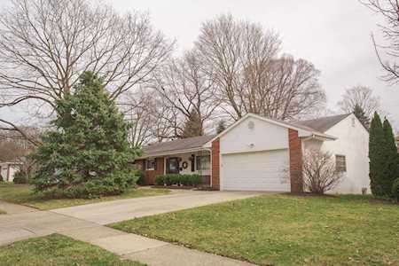 219 E Sanbridge Circle Worthington, OH 43085