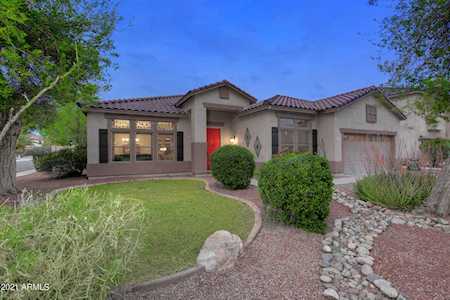 10536 W Adela Drive Peoria, AZ 85383