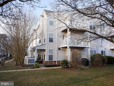 1 Crusader Ct Germantown, MD 20874
