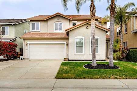 300 Arroyo Madrone Court Lincoln, CA 95648