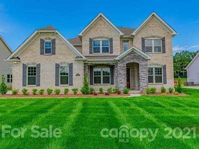 5114 Harwich Circle Weddington, NC 28104