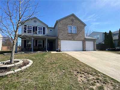 6203 Amber Valley Ln Indianapolis, IN 46237