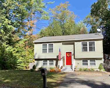 126 New Hampshire Dr Webster, NH 03303