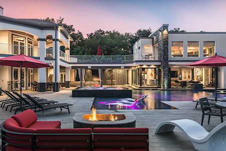 813 Deercrossing Nashville, TN 37220