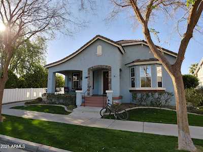 2773 E Hobart Street Gilbert, AZ 85296