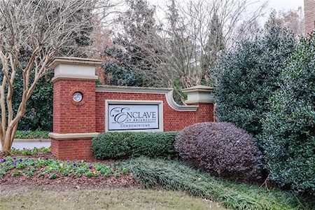 1319 Westchester Ridge Rd NE Brookhaven, GA 30329