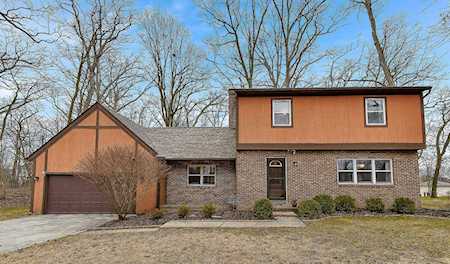 1345 W Choctaw Drive London, OH 43140