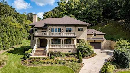 1105 Sleeping Valley Ct Brentwood, TN 37027
