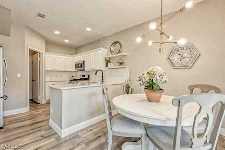 251 Green Valley Parkway #4812 Henderson, NV 89012