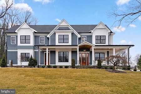11230 Huntover Dr North Bethesda, MD 20852
