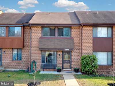 5845 Hunt Hill Dr #11-06 Elkridge, MD 21075