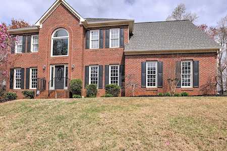 135 Chanson Ct Roswell, GA 30075