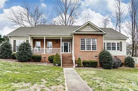 3704 Hermitage Place Dr Waxhaw, NC 28173