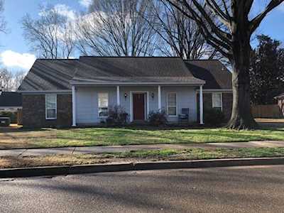 3446 Morning Light Dr Bartlett, TN 38135