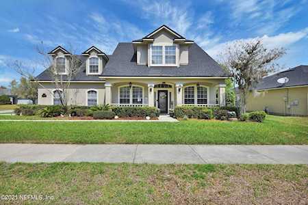 3381 Victoria Lakes Dr Jacksonville, FL 32226