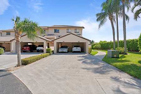 210 Captains Walk #705 Delray Beach, FL 33483