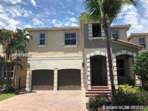 21220 NE 32 Pl Aventura, FL 33180