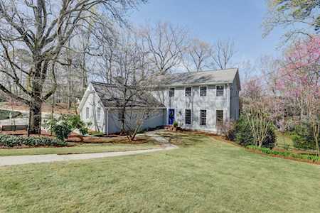7000 Hunters Branch Dr Sandy Springs, GA 30328