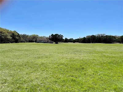 425 E Summit DR Wimberley, TX 78676