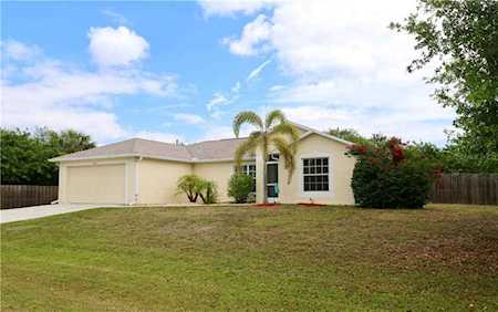 6172 Grandeur St Englewood, FL 34224