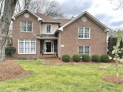 6657 Autumnwood Dr Nashville, TN 37221