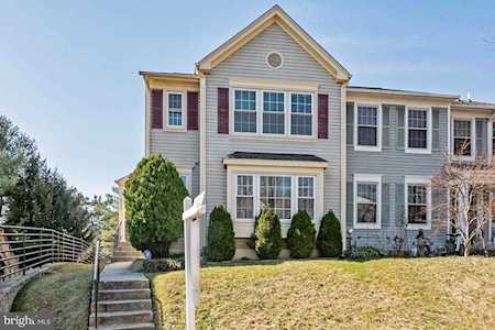 18526 Cherry Laurel Ln Gaithersburg, MD 20879