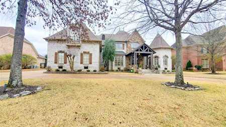 1696 Powell Run Cv Collierville, TN 38017