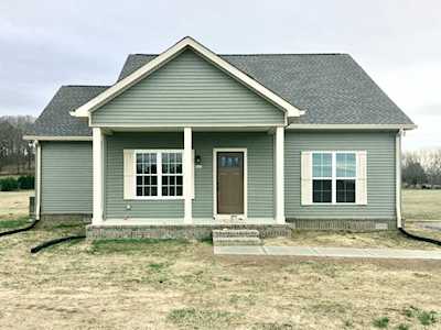 967 Bear Carr Rd Westmoreland, TN 37186