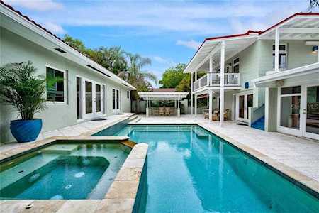 860 Snell Isle Blvd NE St Petersburg, FL 33704